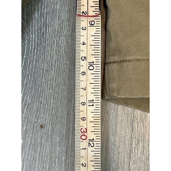 2/$30 Dockers Golf Shorts Mens khaki Tennis Preppy Relaxed Fit Frisbee size 41 - Picture 3 of 10